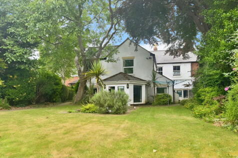 Bath Road, Swindon, SN1 4AX 13 bed detached house for sale