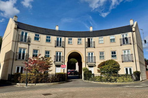 Britten Road, Swindon, SN25 2HQ 2 bed flat for sale