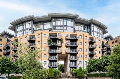 Greenfell Mansions, Deptford, London... 3 bed flat for sale