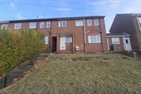 Parkway, Guidepost, 3 bed terraced house for sale