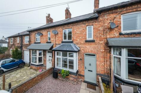 2 bedroom terraced house for sale