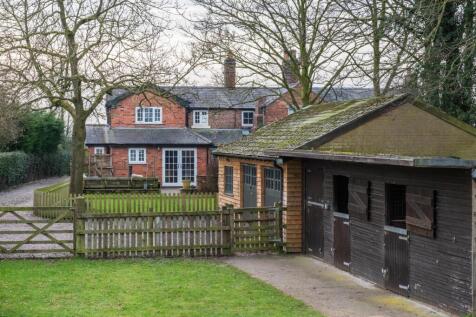 Calveley Hall Lane, Calveley 3 bed semi