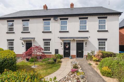 Hazelhurst Way, Tarporley 3 bed terraced house for sale