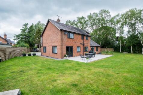 Whitchurch Road, Bunbury Heath 4 bed detached house for sale