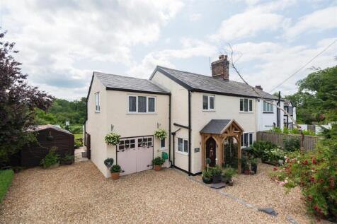 Chester Lane Brook, Chester Lane, Marton 4 bed semi