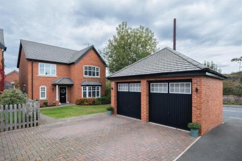 St. Georges Place, Beeston 4 bed detached house for sale