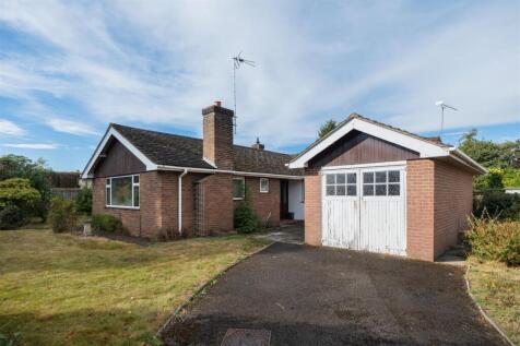Manor Park, Great Barrow 3 bed detached bungalow for sale