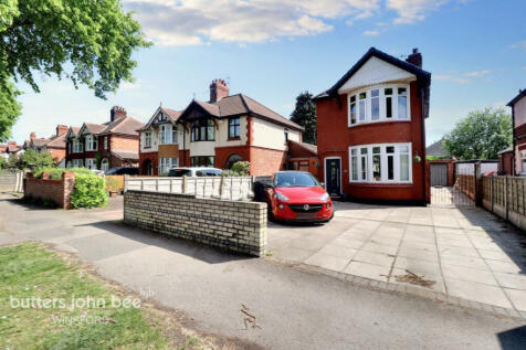 Wharton Road, Winsford 3 bed detached house for sale
