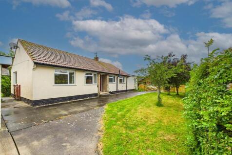 Nottingham Road, Bottesford, Nottingham 3 bed detached bungalow for sale