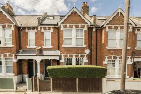 Collingbourne Road, London W12 3 bed maisonette for sale
