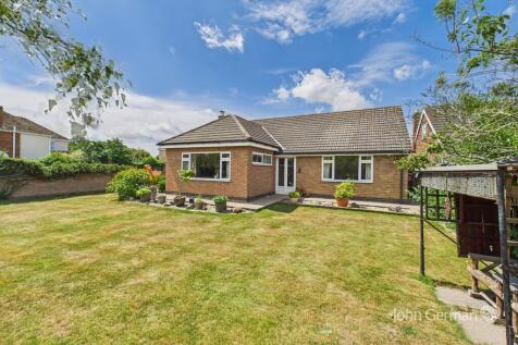5 bedroom detached bungalow for sale