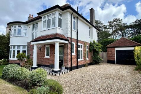 Cassel Avenue, BRANKSOME DENE, BH4 4 bed detached house for sale