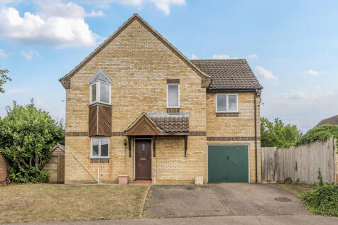Birkdale Court, Bury St. Edmunds IP28 4 bed detached house for sale
