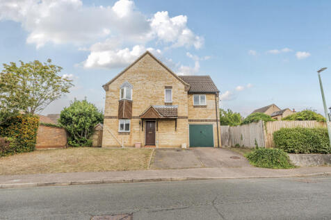 Birkdale Court, Bury St. Edmunds IP28 4 bed detached house for sale