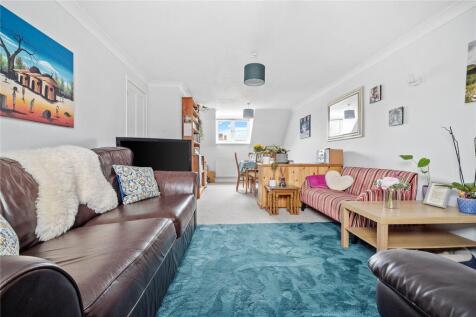 Wareham, Dorset 2 bed apartment for sale