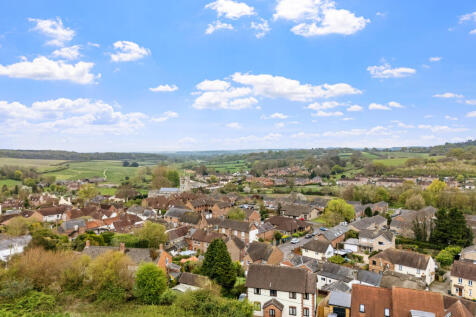 Bere Regis, Dorset 2 bed terraced house for sale
