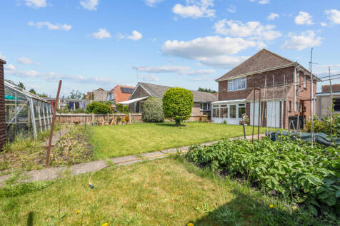 Wareham, Dorset 3 bed detached house for sale