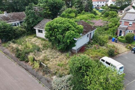 Dinningside, Belford 3 bed property with land for sale