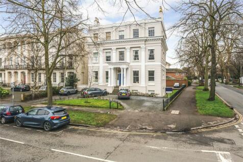 Pittville Lawn, Cheltenham... 2 bed apartment for sale