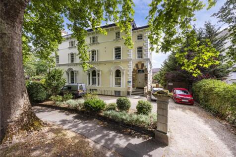 Pittville Circus, Cheltenham... 13 bed semi
