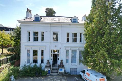 The Park, Cheltenham... 6 bed detached house for sale
