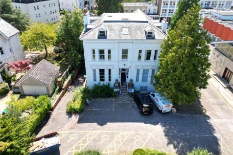 The Park, Cheltenham... 6 bed detached house for sale