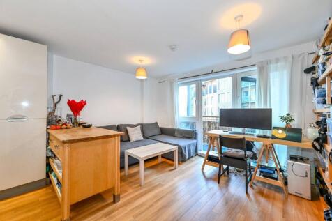 Harry Zeital Way, Clapton, London, E5 2 bed flat for sale