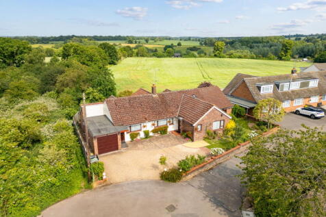Bradley Common, Birchanger 4 bed detached bungalow for sale