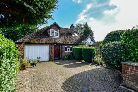 Woodside Road, Amersham, Bucks, HP6 4 bed bungalow for sale