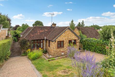 Deanview, Stylecroft Road, Chalfont... 4 bed bungalow for sale