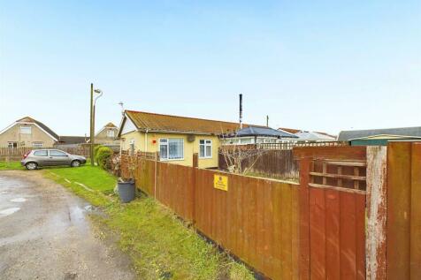 St. Peters Lane, Mablethorpe LN12 1 bed terraced bungalow for sale