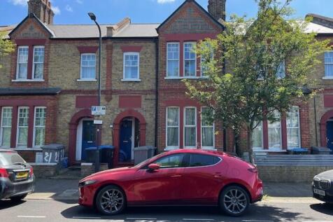1 bedroom maisonette for sale