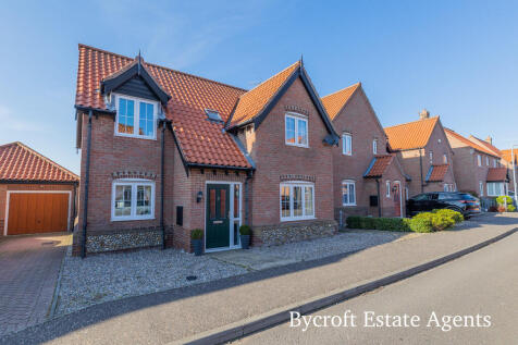 5 bedroom detached house for sale