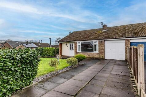3 bedroom semi-detached bungalow for sale