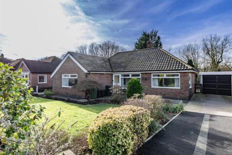 2 bedroom detached bungalow for sale