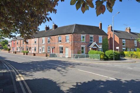 Cheadle Road, Uttoxeter 4 bed terraced house for sale