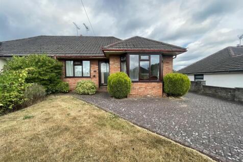 2 bedroom semi-detached bungalow for sale