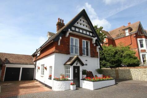 Bolsover Road, Eastbourne  BN20 2 bed detached house for sale