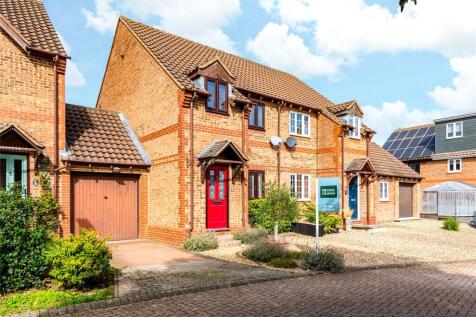 Redhuish Close, Furzton, Milton... 3 bed semi