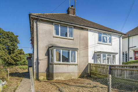 2 bedroom semi-detached house for sale