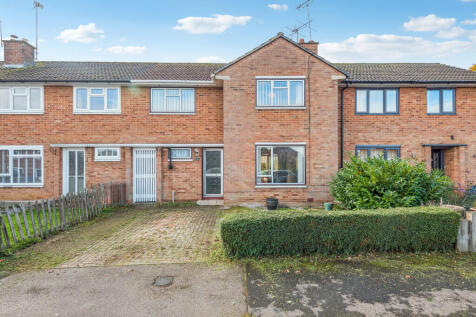 Maple Grove, Welwyn Garden City 3 bed terraced house for sale