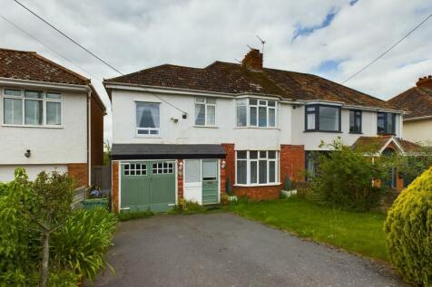 5 bedroom semi-detached house for sale