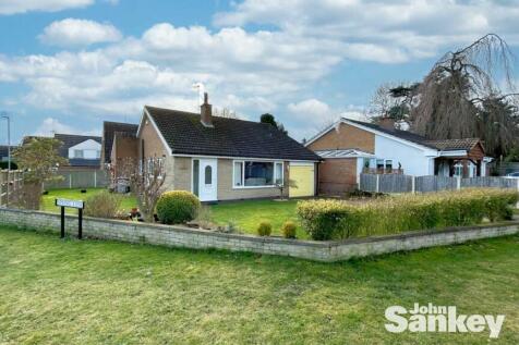 3 bedroom detached bungalow for sale