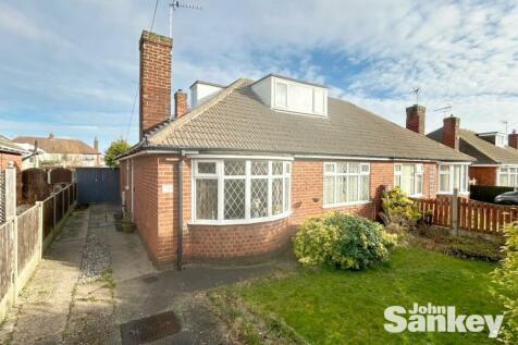 3 bedroom semi-detached bungalow for sale