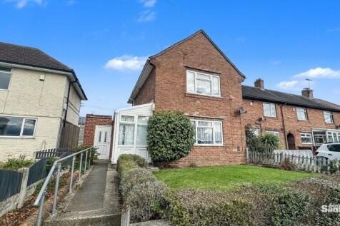 Bishops Walk, Church Warsop, NG20 3 bed end of terrace house for sale