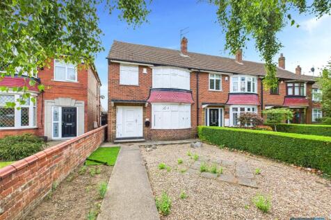 Thorne Road, Doncaster, South... 3 bed end of terrace house for sale