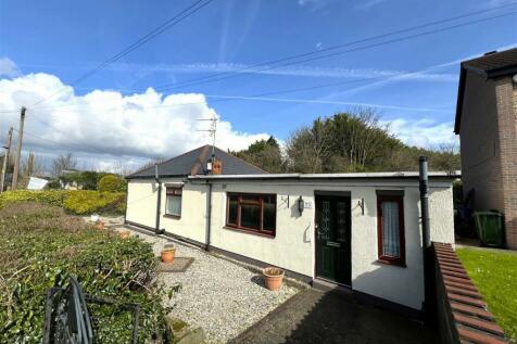 4 bedroom detached bungalow for sale