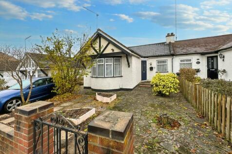 2 bedroom semi-detached bungalow for sale