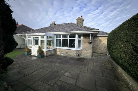 3 bedroom detached bungalow for sale