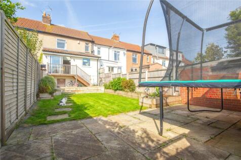 Maple Road, Horfield, Bristol, BS7 3 bed terraced house for sale